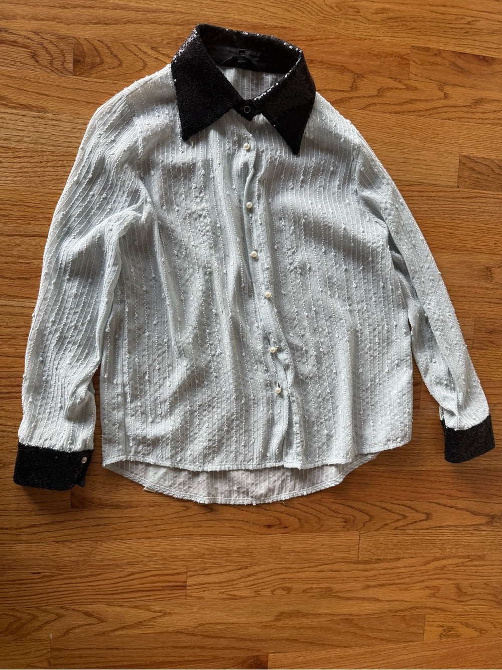 Women’s Sister Jane Black Collar Blue Button-Up Shirt